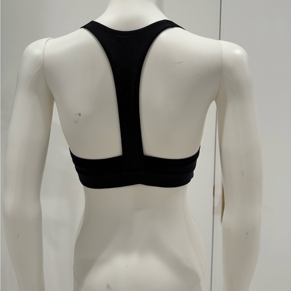 Adidas Race Back Sports Bra Size M Black - Picture 2 of 4